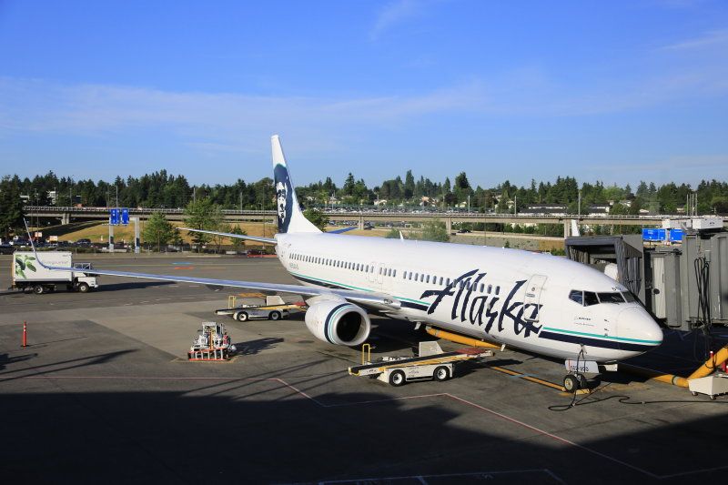 photo 005--- flight alaska airlines  seattle-anchorage 19_1